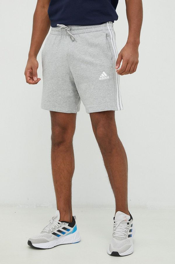 adidas Bombažne kratke hlače adidas moški, siva barva