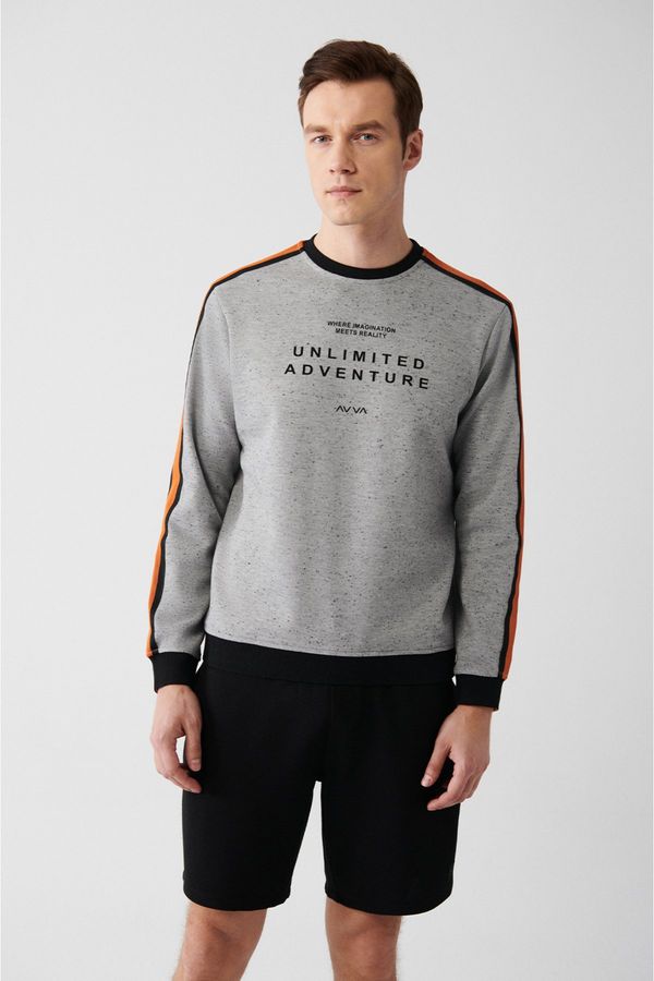 Avva Avva Men's Gray Easy Iron Crew Neck Shoulder Striped Printed Regular Fit Sweatshirt