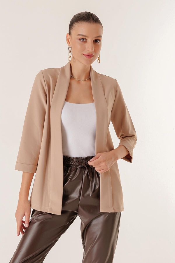 By Saygı By Saygı Lycra Double Sleeve Fabric Short Jacket with Shawl Collar Width Length.