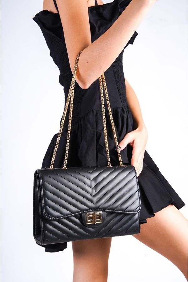Capone Outfitters Capone Outfitters Capone London Quilted Black Women's Bag
