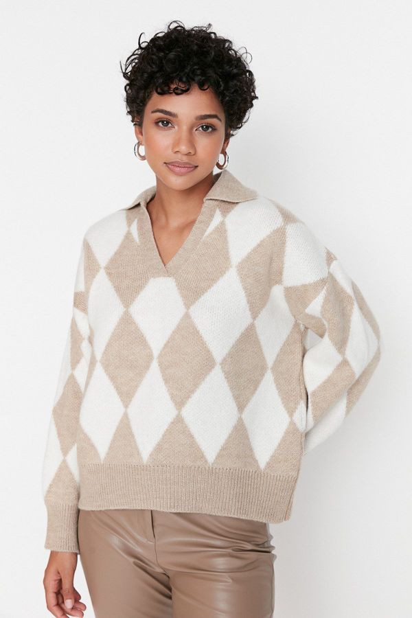 Trendyol Trendyol bež široko prilegajoč, mehak teksturiran, vzorčast pulover za pletenine