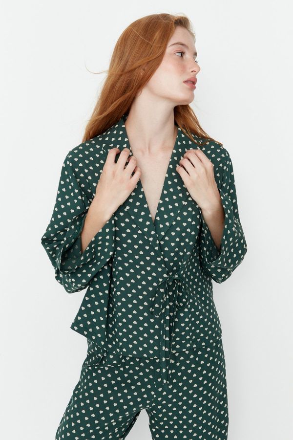 Trendyol Trendyol Green Heart Patterned Tie Detailed Shirt-Pants Woven Pajama Set