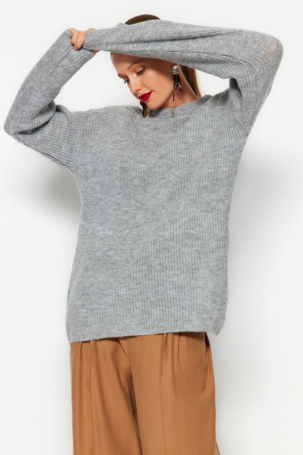 Trendyol Trendyol svetlo siva široko prilegajoča se mehka teksturirana osnovna pletenina pulover