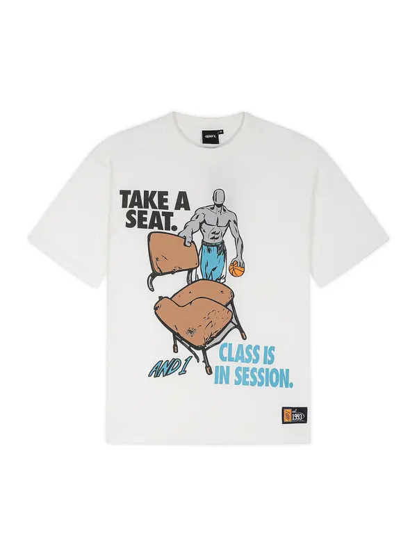 AND1 AND1 Majica 'Class Is In Session Trash Talk'  svetlo modra / karamel / črna / bela