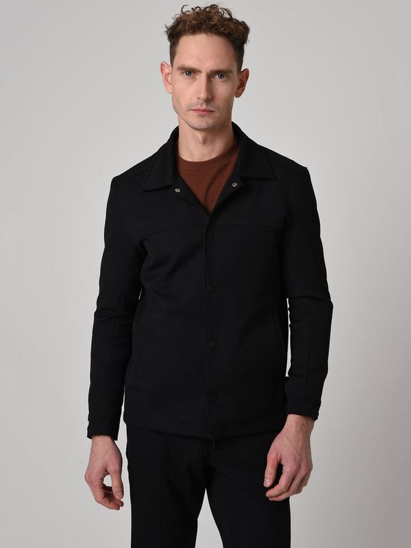 Antioch Antioch Prehoden plašč  črna