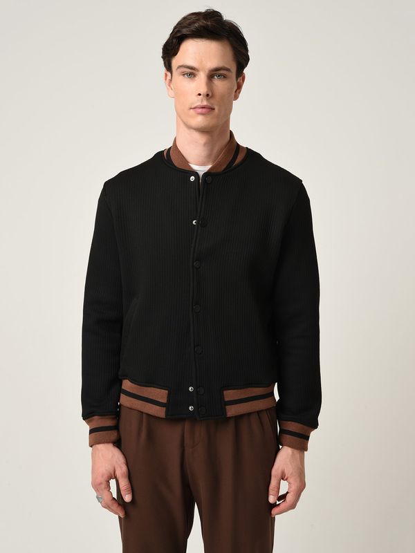 Antioch Antioch Prehodna jakna  bež / črna