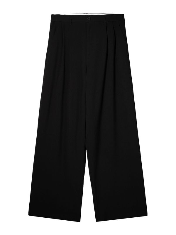 Bershka Bershka Hlače z naborki  črna