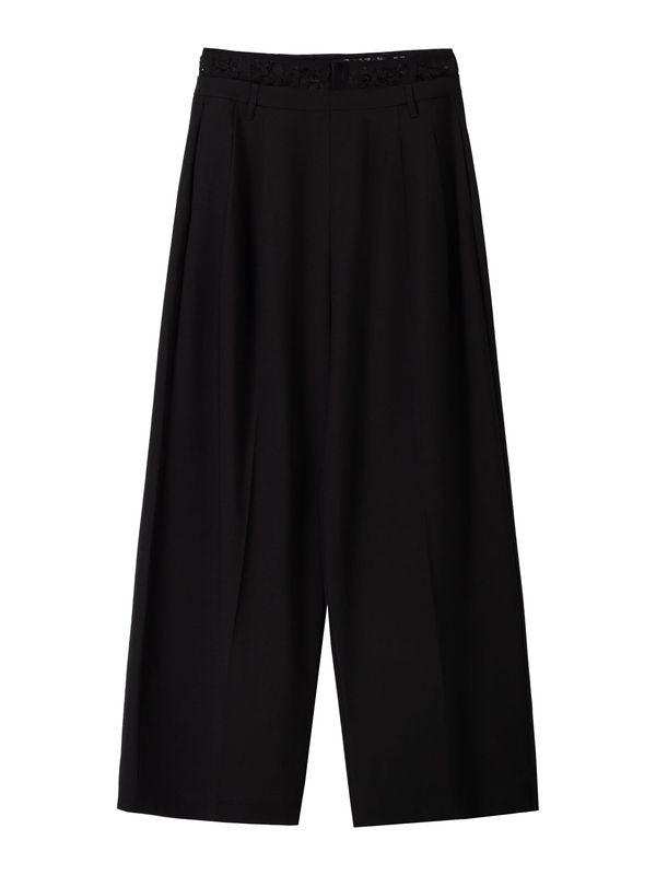 Bershka Bershka Hlače z naborki  črna