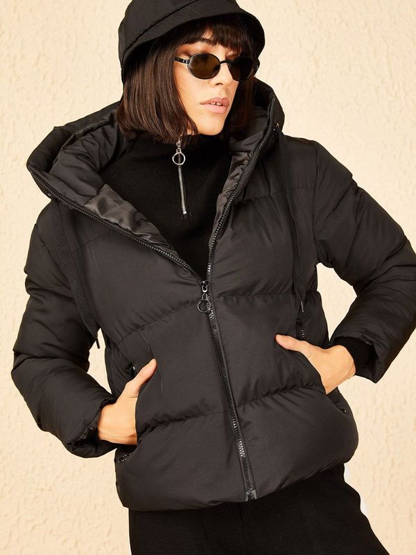 Bianco Lucci Bianco Lucci Prehodna jakna  črna