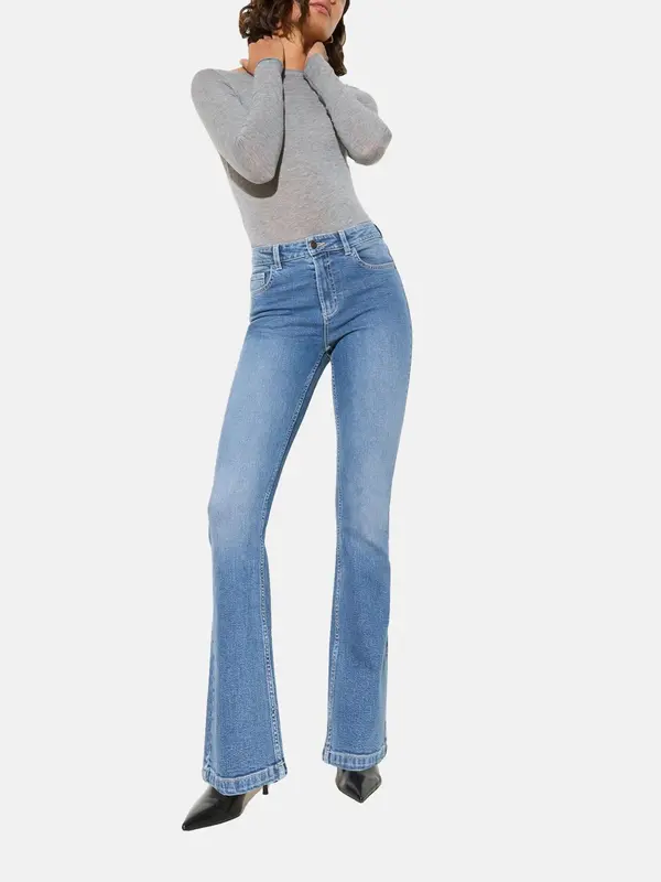 Friends Like These Friends Like These Kavbojke  moder denim