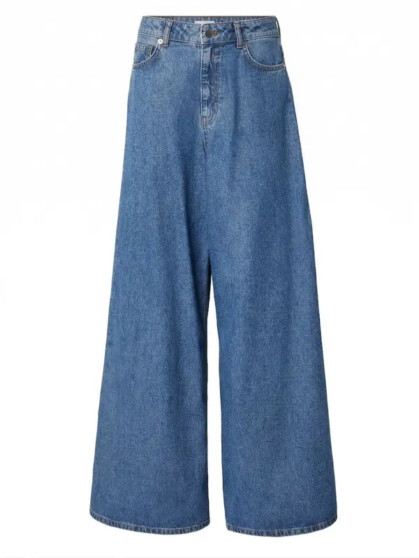 Kamila Šikl Kamila Šikl Kavbojke  moder denim