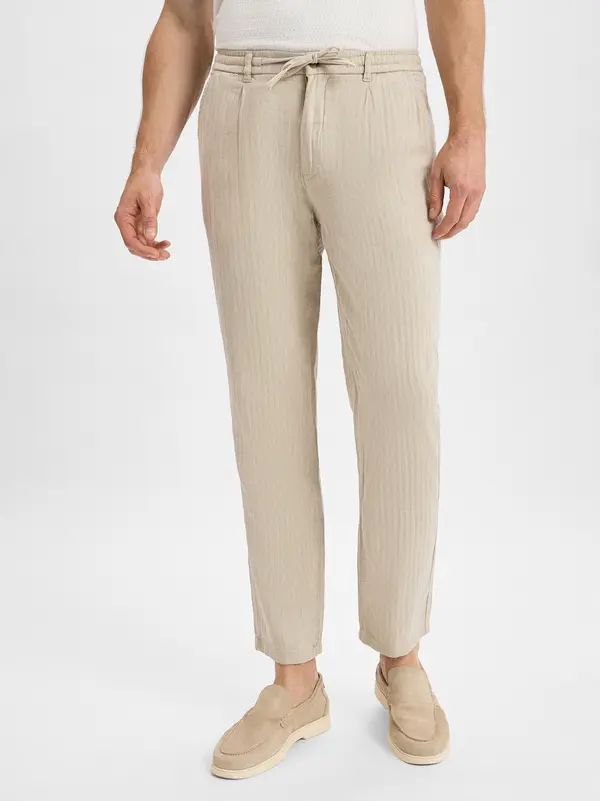 Lindbergh Lindbergh Hlače z naborki  bež