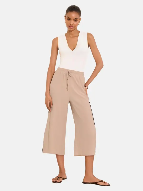 Lipsy Lipsy Hlače  nude / črna