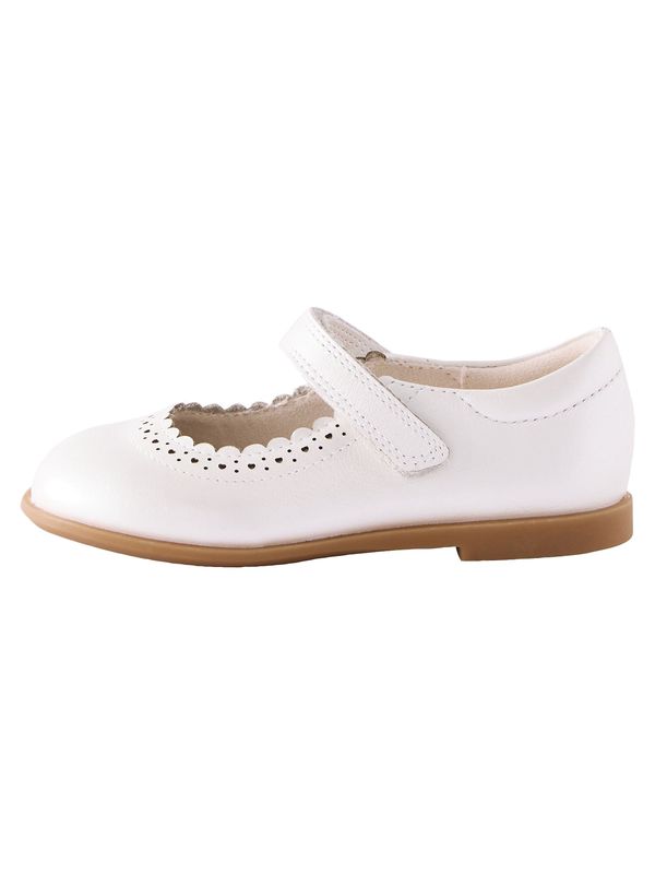 Next Next Balerinke  bela