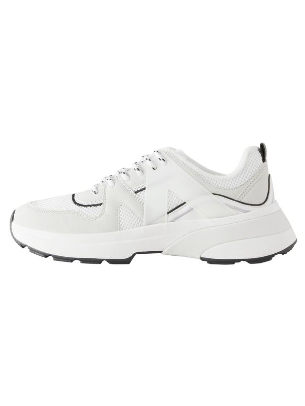 Next Next Nizke superge 'Forever Comfort®'  ecru / črna / off-bela