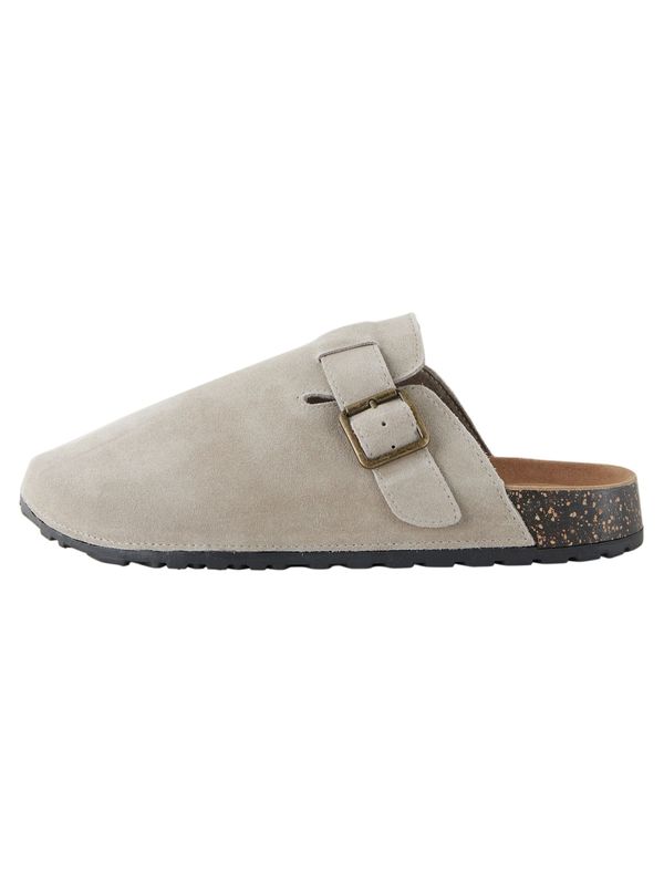 Next Next Nizki natikači  kamen