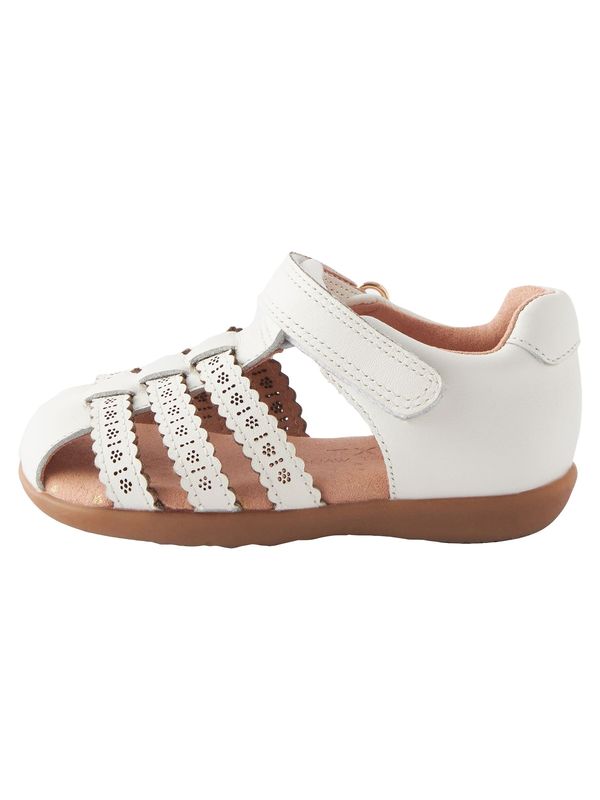 Next Next Novorojenčki  bela