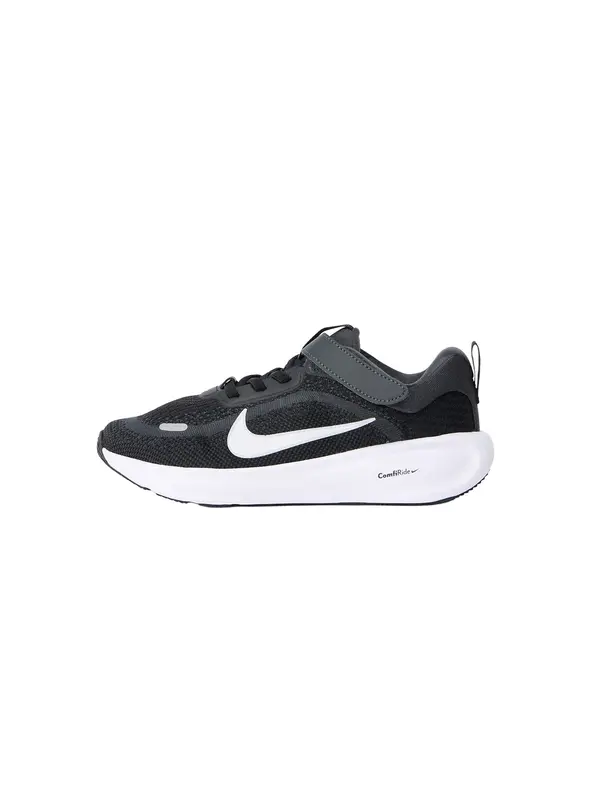 NIKE NIKE Športni čevelj 'Stellar Ride'  črna / bela