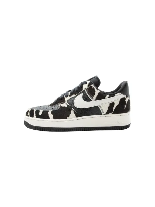 Nike Sportswear Nike Sportswear Nizke superge 'AIR FORCE 1 '07''  črna / bela