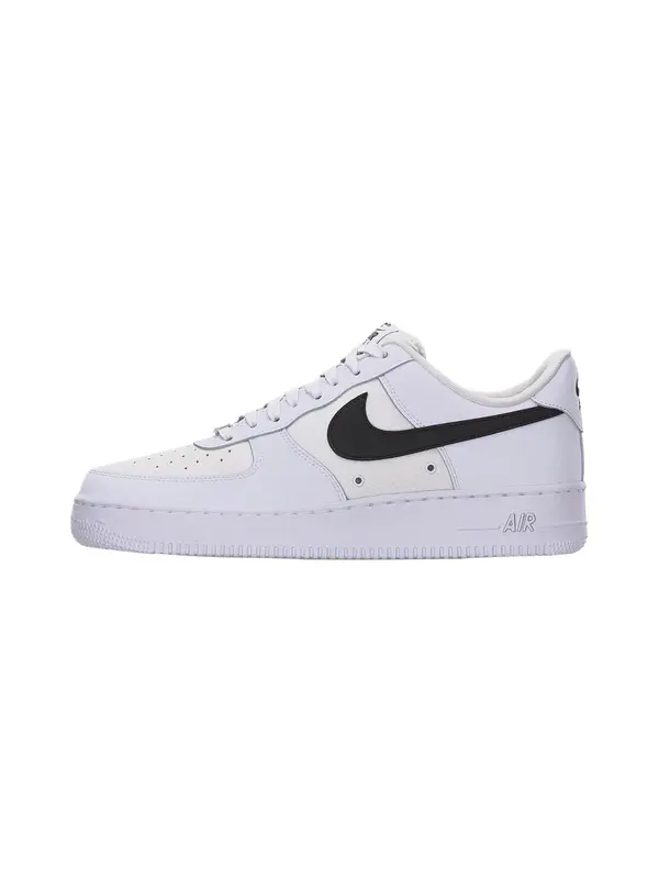 Nike Sportswear Nike Sportswear Nizke superge 'Air Force 1 '07 LV8 Tech'  črna / bela / naravno bela