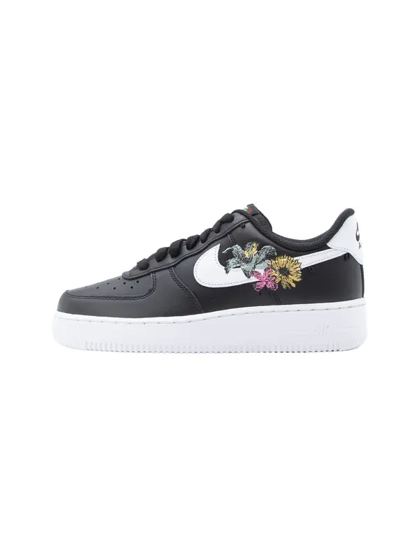 Nike Sportswear Nike Sportswear Nizke superge 'Air Force 1 '07 Premium'  pastelno modra / rumena / črna / bela