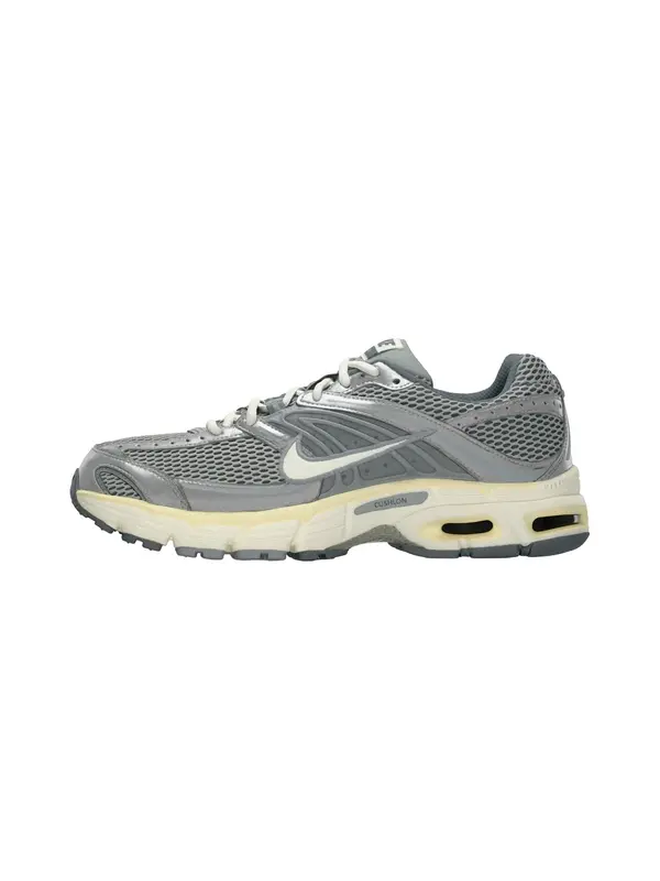 Nike Sportswear Nike Sportswear Nizke superge 'Air Max Moto 2K'  ecru / srebrno-siva