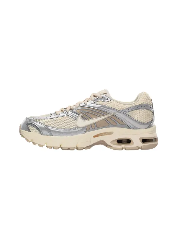 Nike Sportswear Nike Sportswear Nizke superge 'AIR MAX MOTO 2K'  slonovina / srebrna