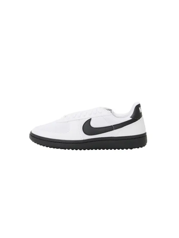 Nike Sportswear Nike Sportswear Nizke superge 'FIELD GENERAL'  črna / bela