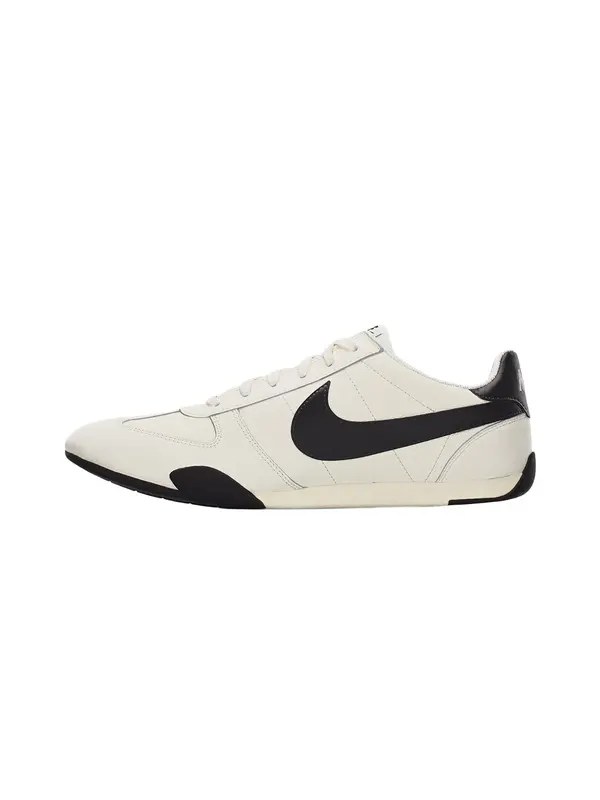Nike Sportswear Nike Sportswear Nizke superge 'Sprint Sister 2026'  kremna / črna