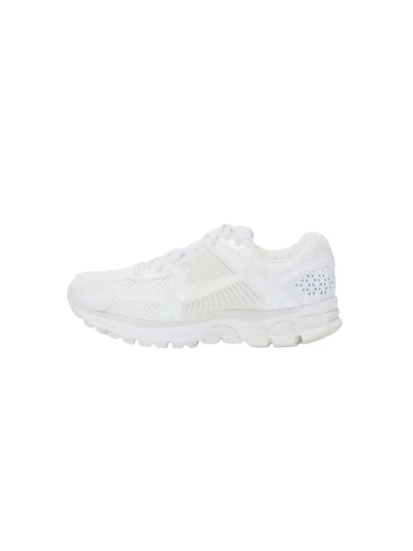 Nike Sportswear Nike Sportswear Nizke superge 'Zoom Vomero 5'  bela