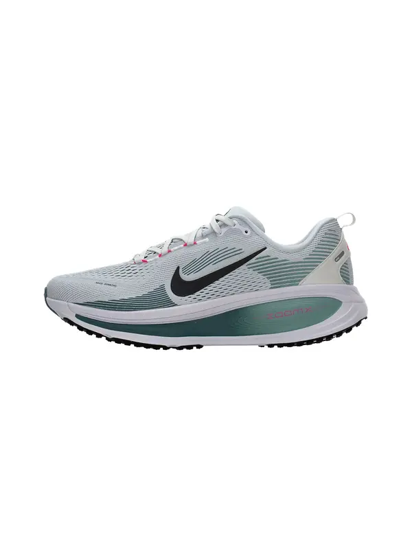 NIKE NIKE Tekaški čevelj 'VOMERO 18'  smaragd / roza / črna / off-bela