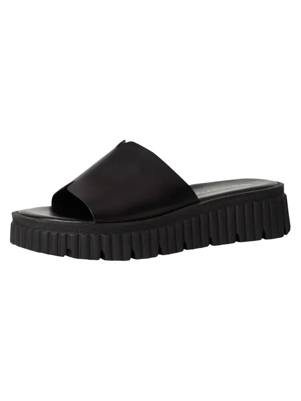 Tamaris Tamaris Nizki natikači  črna