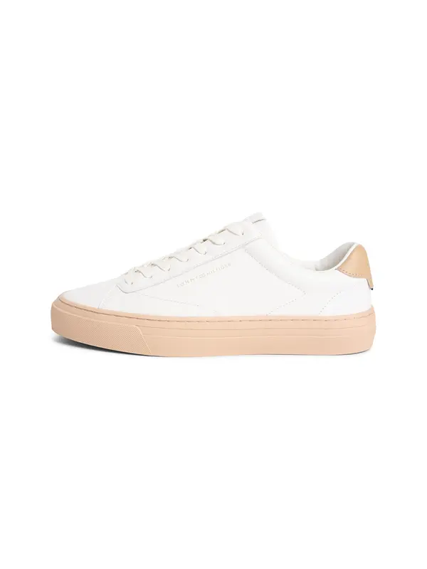 TOMMY HILFIGER TOMMY HILFIGER Nizke superge  kamela / svetlo bež