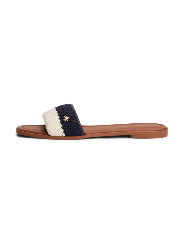 TOMMY HILFIGER TOMMY HILFIGER Nizki natikači 'Logo Plaque Colour-blocked Woven'  mornarska / naravno bela