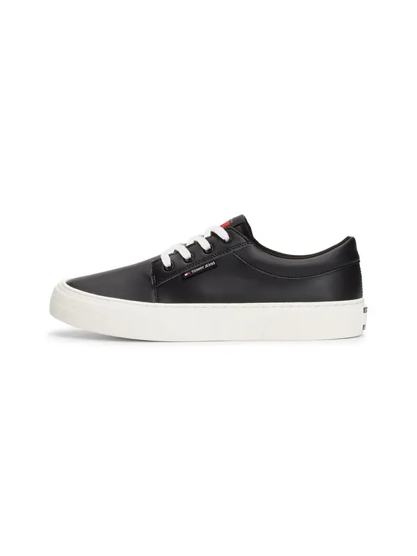 Tommy Jeans Tommy Jeans Nizke superge 'Essential Derby'  mornarska / črna / bela