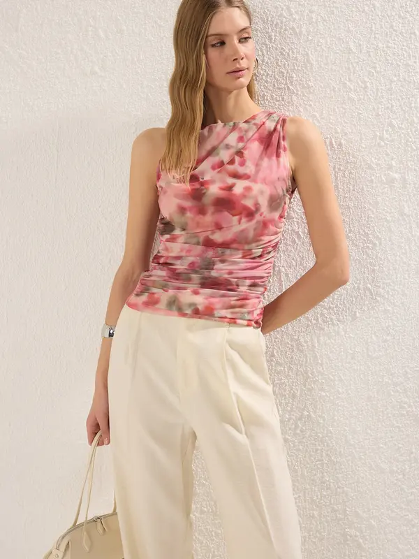 Trendyol Trendyol Top  kaki / roza / rdeča / bela