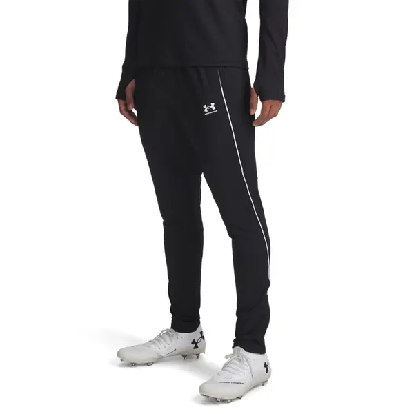 UNDER ARMOUR UNDER ARMOUR Športne hlače 'Challenger'  črna / bela