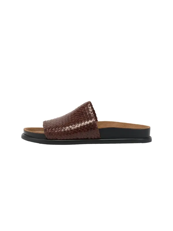 VAGABOND SHOEMAKERS VAGABOND SHOEMAKERS Nizki natikači 'Effie'  rjava