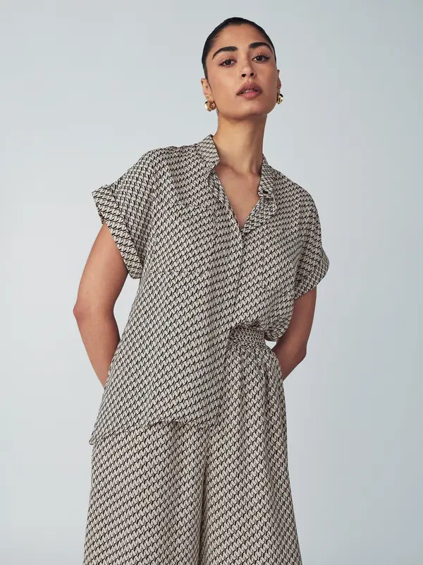 Willa Willa Bluza 'Taurus'  nude / črna