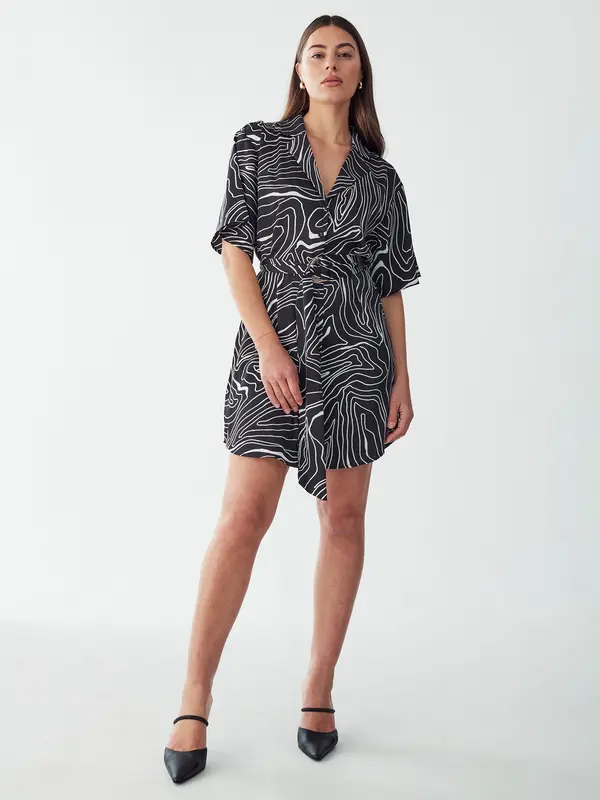 Willa Willa Dolga srajca 'MAISEY SHIRT DRESS'  črna / bela