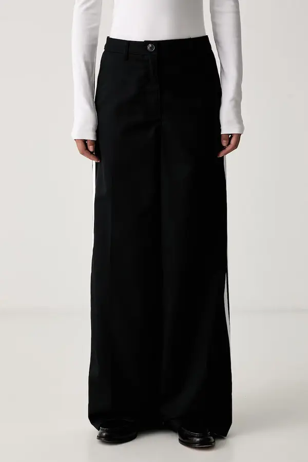 adidas Originals adidas Originals hlače ženske z bombažem Tailored