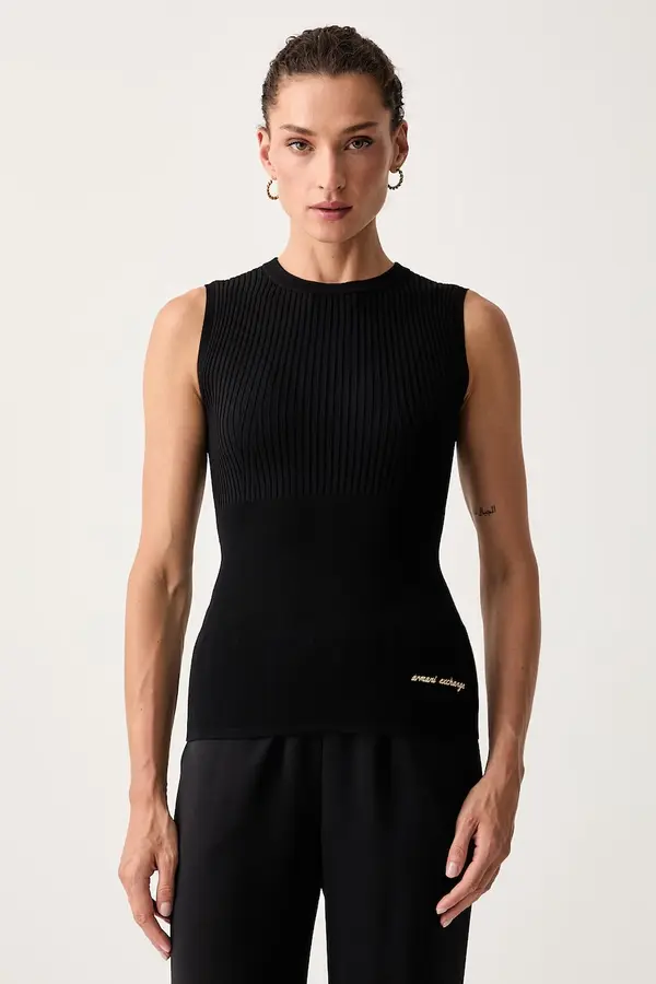 Armani Exchange Armani Exchange top ženski z viskozo