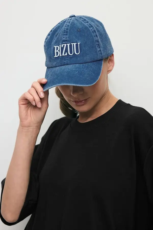 BIZUU BIZUU kapa s šiltom ženska jeans