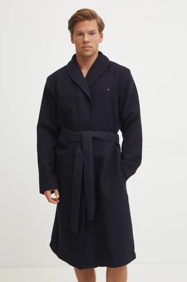 Tommy Hilfiger Bombažen kopalni plašč Tommy Hilfiger mornarsko modra barva, UM0UM03524