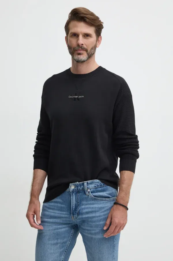 Calvin Klein Jeans Bombažen pulover Calvin Klein Jeans črna barva, J30J325671