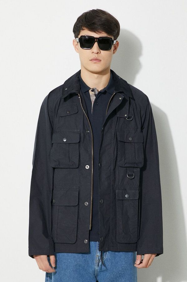 Barbour Bombažna jakna Barbour Modified Transport Casual mornarsko modra barva, MCA0966
