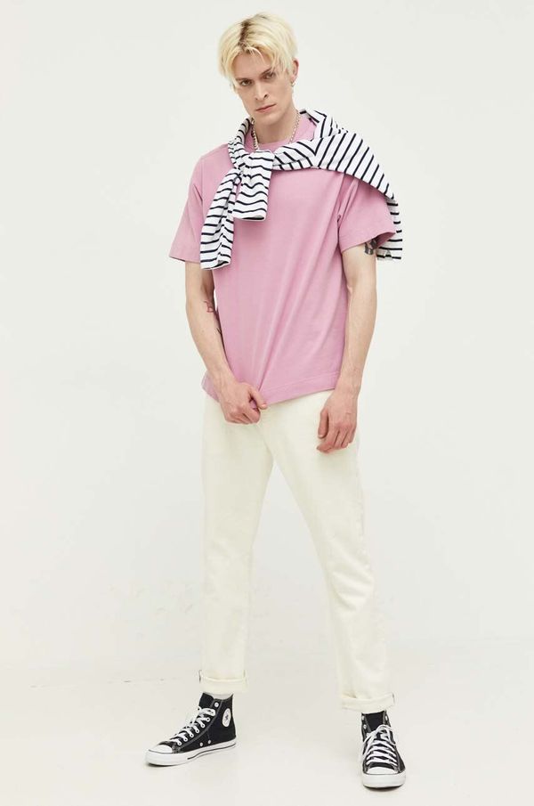 Abercrombie & Fitch Bombažna kratka majica Abercrombie & Fitch roza barva