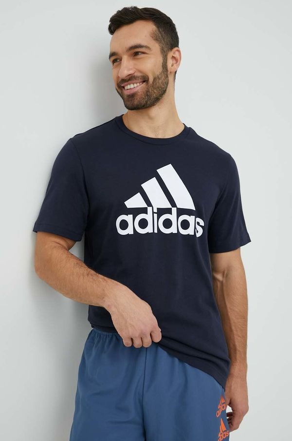 adidas Bombažna kratka majica adidas mornarsko modra barva