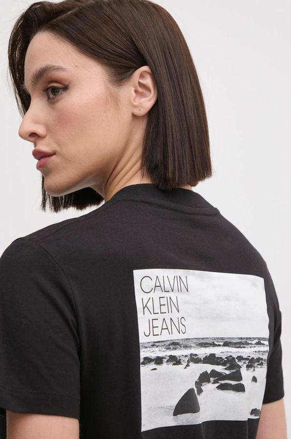 Calvin Klein Jeans Bombažna kratka majica Calvin Klein Jeans ženska, črna barva, J20J224986