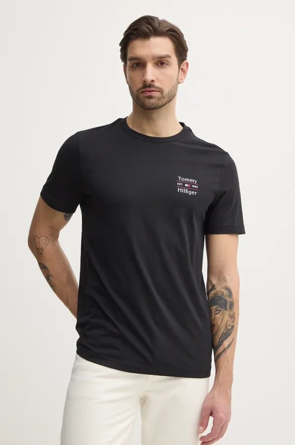 Tommy Hilfiger Bombažna kratka majica Tommy Hilfiger moška, črna barva, MW0MW38622